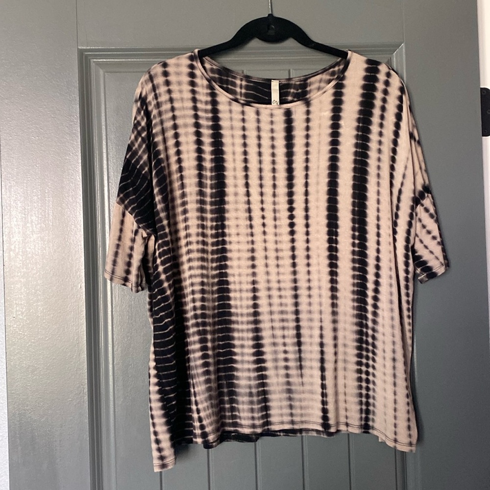 Black and tan Tye Dye top